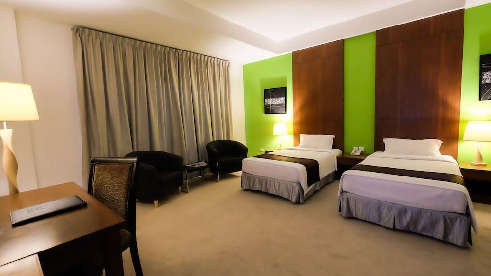Times Hotel Brunei Bandar Seri Begawan Exterior photo